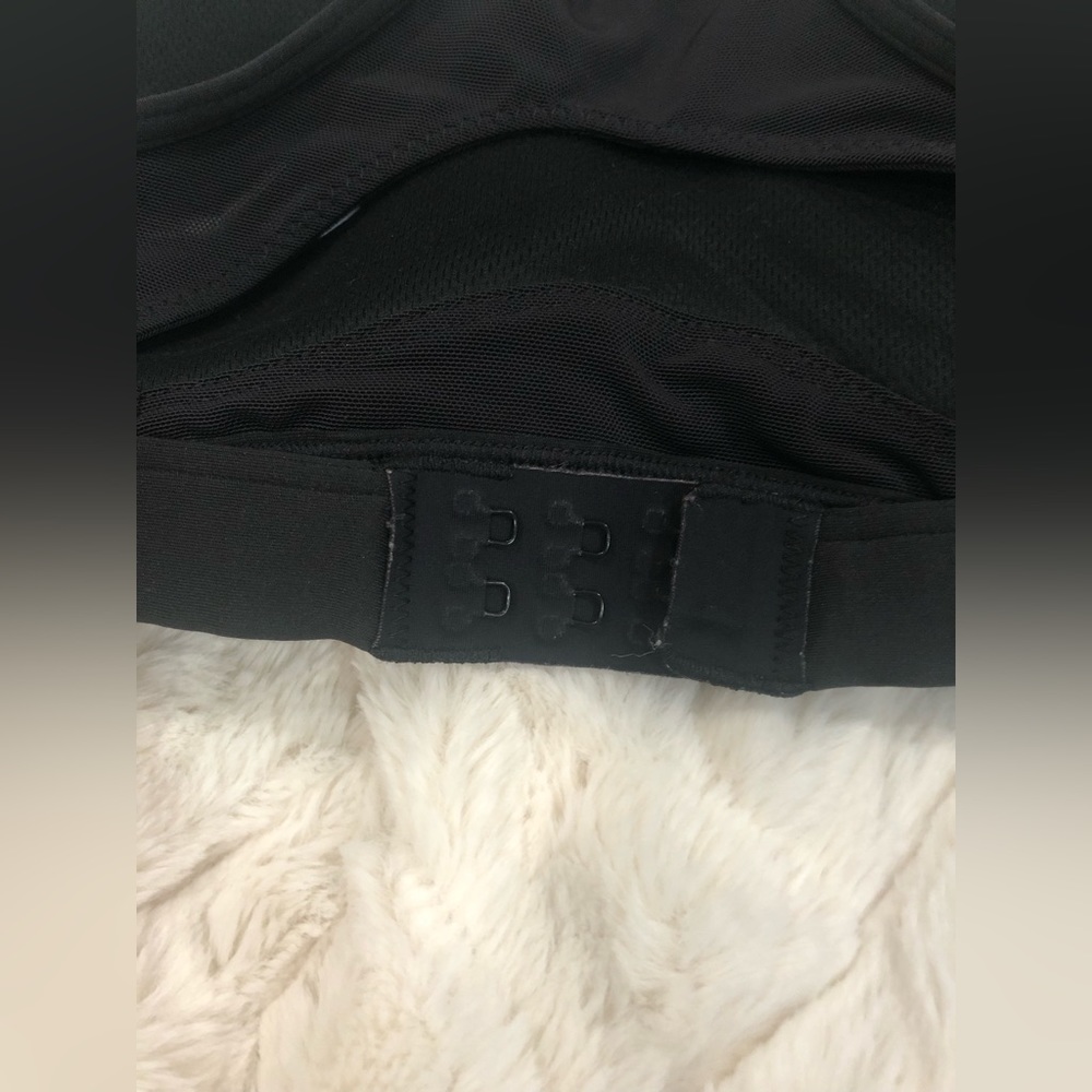 XS Adidas mesh racer back sports bra - Picture 4 of 6